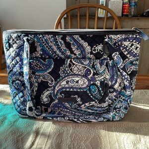 Vera Bradley Carson East West Tote NWT!